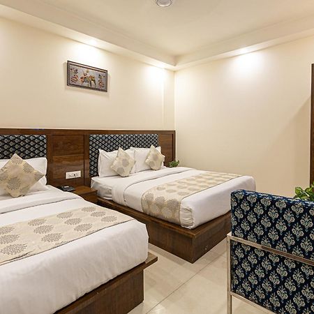 Hotel Emblem Suites- Near Delhi Airport Nowe Delhi Zewnętrze zdjęcie