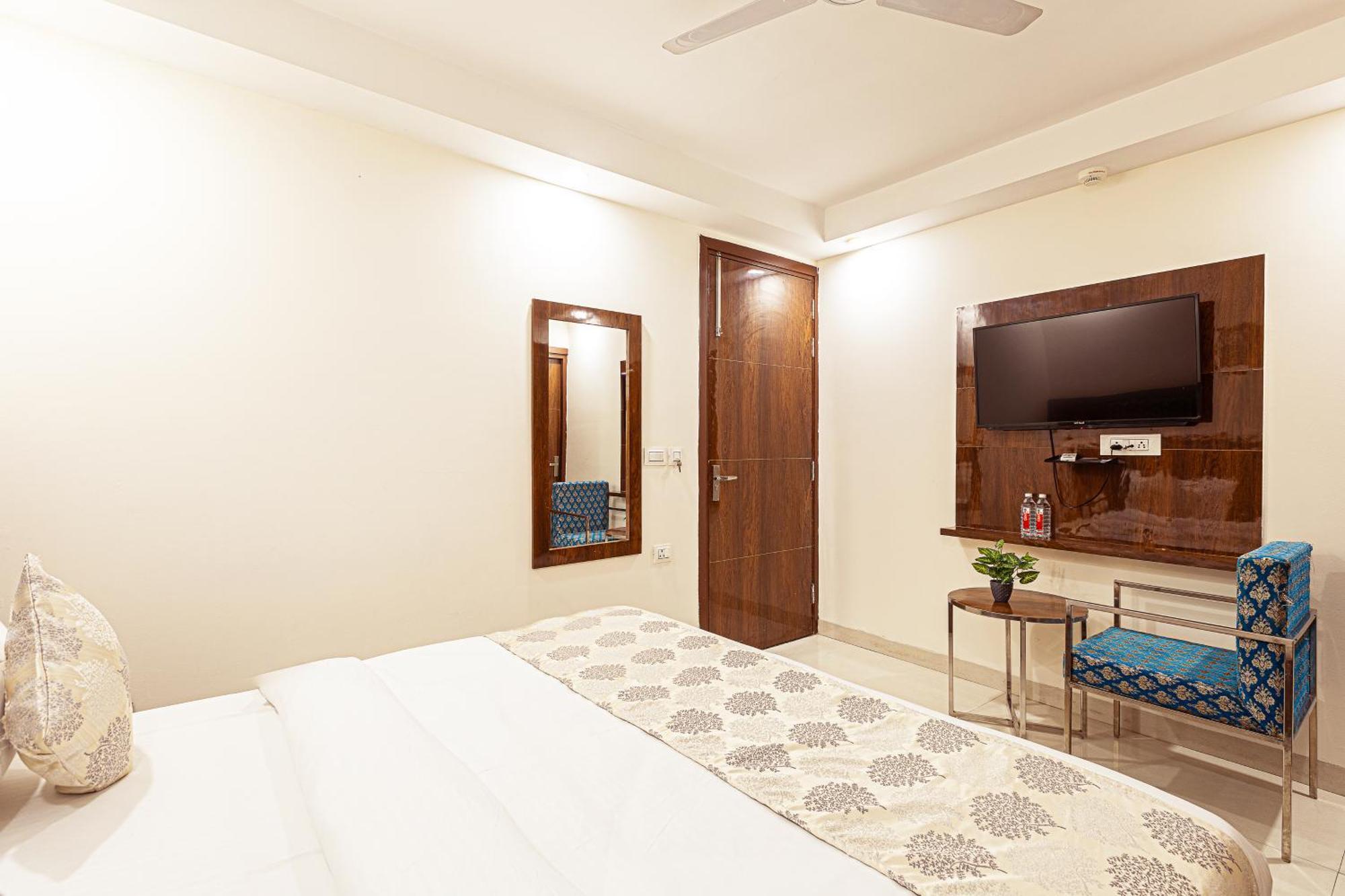 Hotel Emblem Suites- Near Delhi Airport Nowe Delhi Zewnętrze zdjęcie